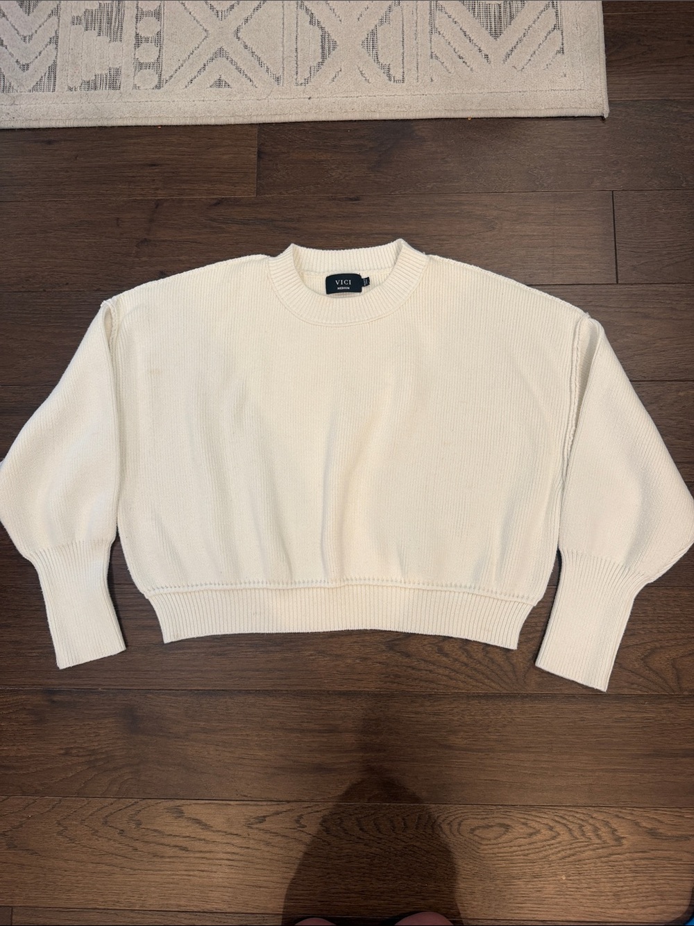 Vici Ivory Ribbed Cropped Crewneck Sweater Size Medium - C59-020